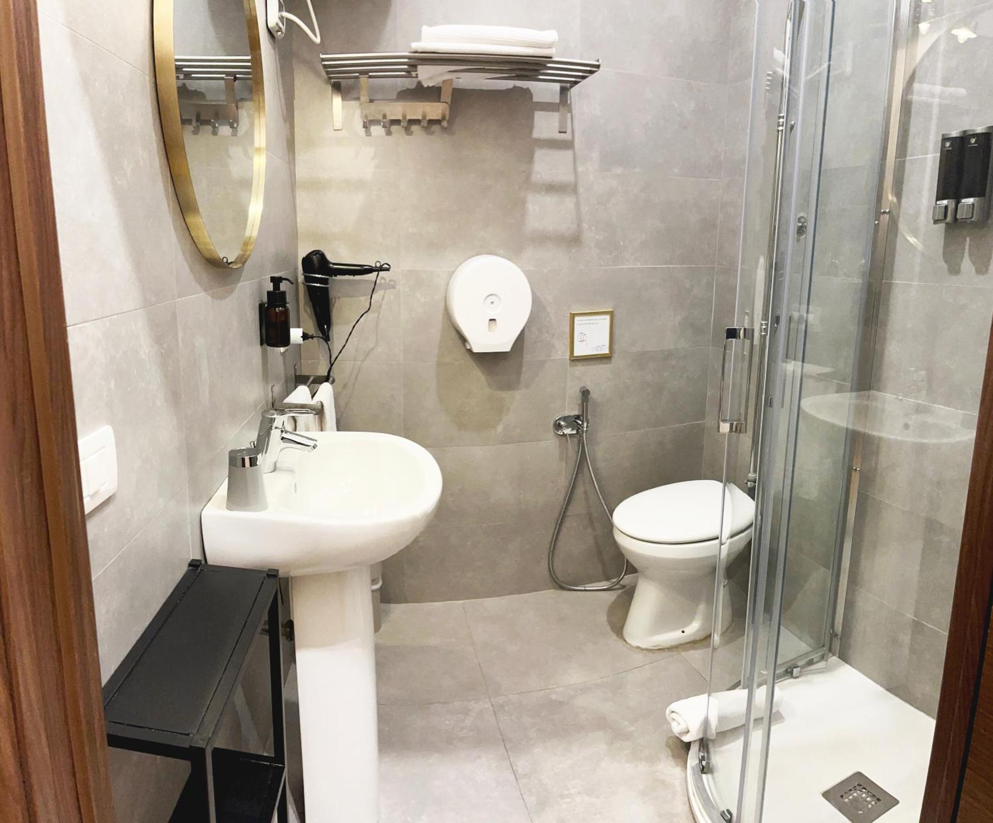 Monti49 Guesthouse Roma Ngoại thất bức ảnh