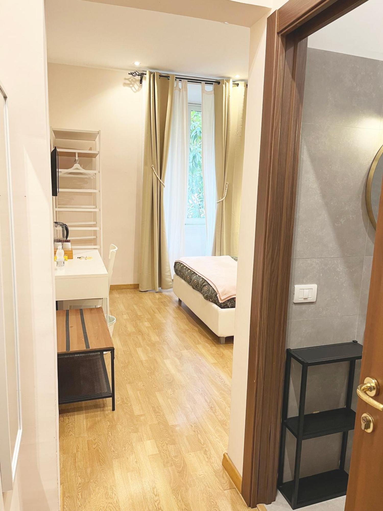 Monti49 Guesthouse Roma Ngoại thất bức ảnh