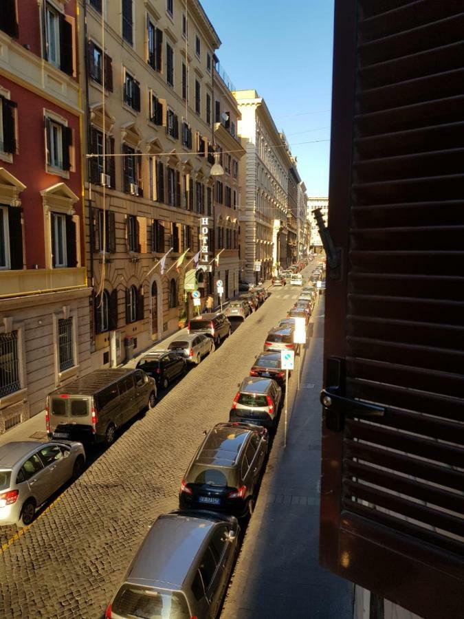 Monti49 Guesthouse Roma Ngoại thất bức ảnh